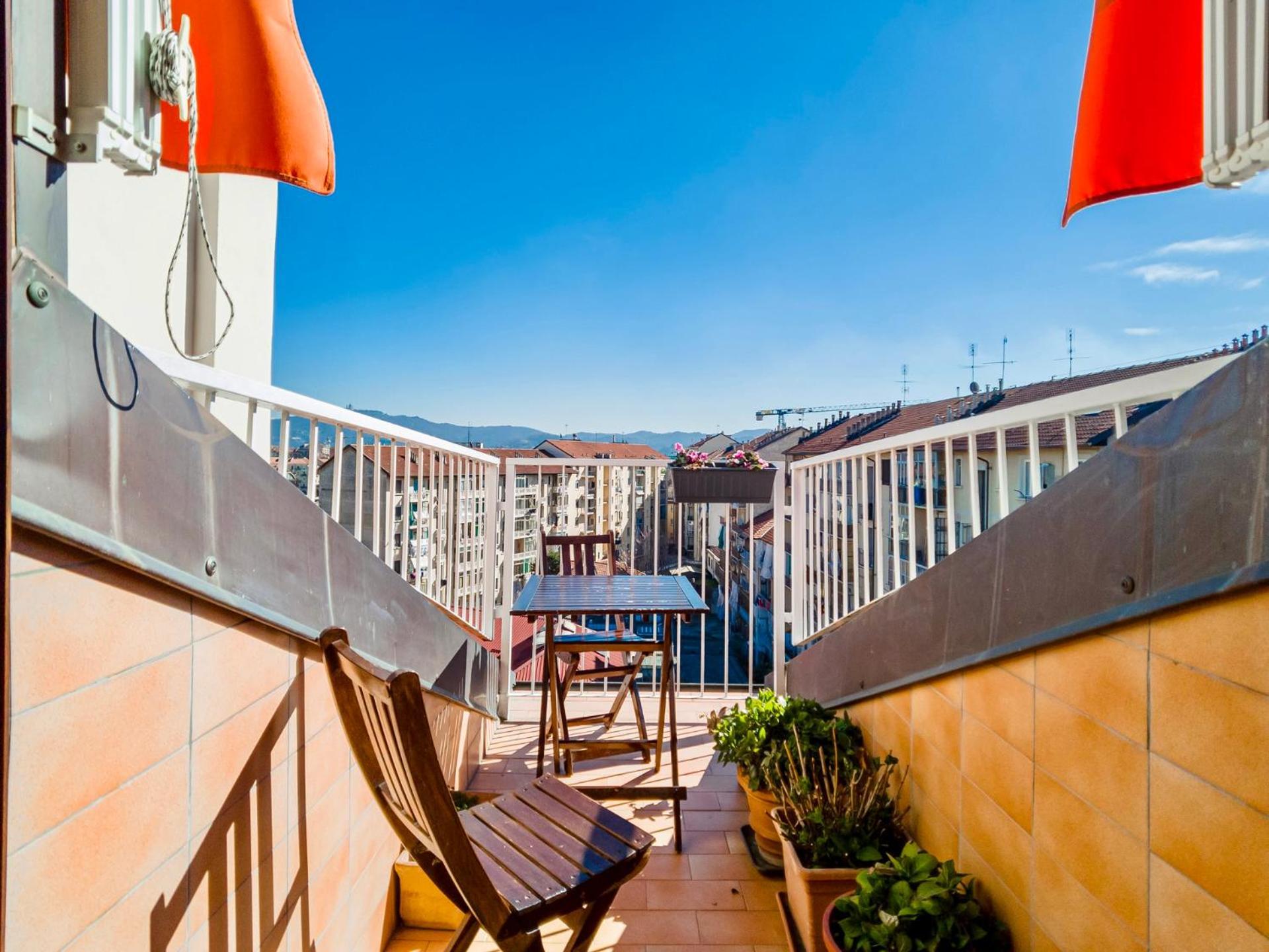 Ampia Mansarda E Terrazzo 10 Minuti Dal Centro Appartement Turijn Buitenkant foto