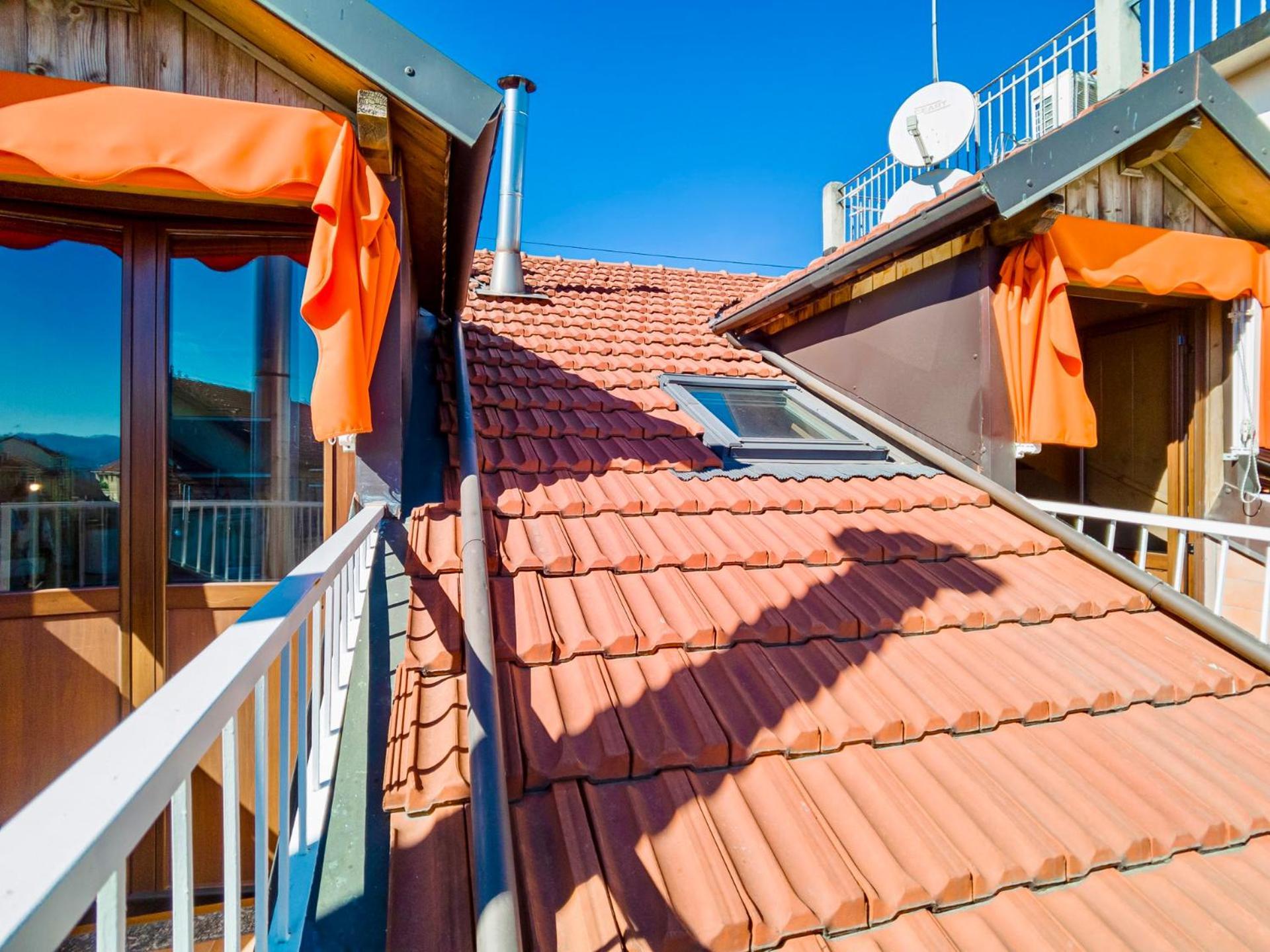 Ampia Mansarda E Terrazzo 10 Minuti Dal Centro Appartement Turijn Buitenkant foto